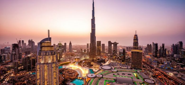Emirates, Dubai’de Uzun Transfer Sürelerinde Yolcuların Konforunu Arttırıyor