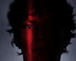 Netflix, ürpertici yeni belgesel dizisi Night Stalker: Bir Seri Katili Yakalamak’ın resmi fragmanı ile afişini paylaştı