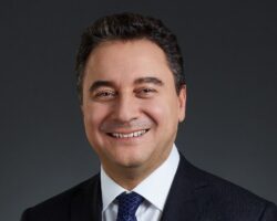 Ali Babacan: ‘Gereken 200 milyon doz aşının 3 milyonu geldi’