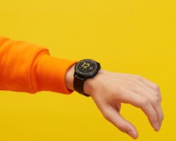 Bir akıllı saatten beklenen her şey realme Watch S’de bir arada