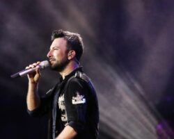 Tarkan’dan yeni klip: Hodri Meydan