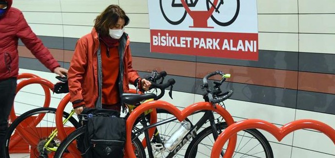 Çevreci İstanbul Metro’suna “bisiklet parkları”