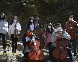 İnci Vakfı Çocuk Orkestrası, 23 Nisan’ı coşkuyla kutlamak için herkesi konser klibini izlemeye davet ediyor