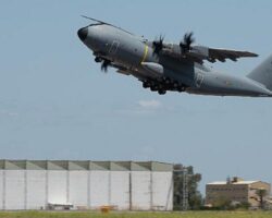 Airbus, 100. A400M’i teslim etti