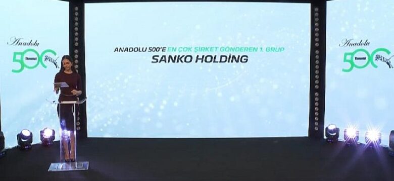 Sanko Holding Onursal Başkanı Abdulkadir Konukoğlu’na Türkiye’ye değer kattığından dolayı “Onur Ödülü” takdim edildi