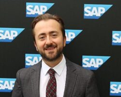 SAP Akademi Programı mezunlarını bugünden geleceğin liderlerine dönüştürüyor