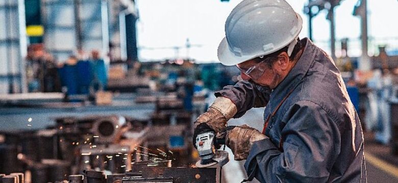 Türk sanayisinin devler liginde 113 Egeli yer aldı Egeli ihracatçılar, İSO 500 listesine damgalarını vurdular