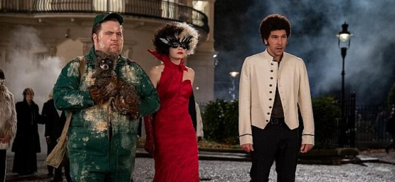 Akademi® Ödüllü Kostüm Tasarımcısı Jenny Beavan, Cruella’da 1970’ler Punk Stilini Yeniden Yaratıyor