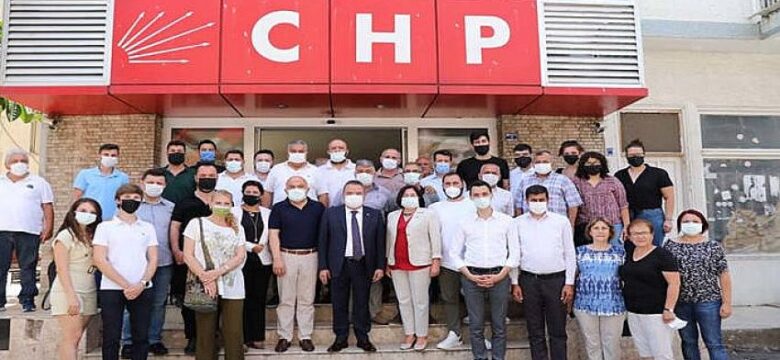 Başkan Böcek’ten CHP’ye ziyaret