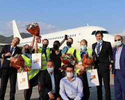 Gazipaşa-Alanya Avion Express’in ilk seferini karşıladı