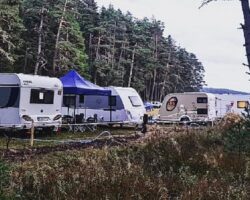 Konforlu bir karavan kampı