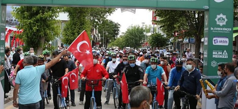 Türk Telekom ve Aksaray Belediyesi’nden akıllı bisikletler