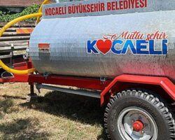 Kocaeli Büyükşehir Belediyesi’nden kırsal mahallelere su tankeri desteği