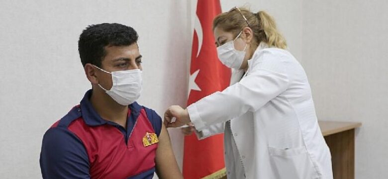 Nevşehir’de Belediye Çalışanlarına 2. Doz Kovid 19 Aşısı Yapıldı