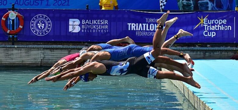 Oral-B Ana Sponsorluğundaki Balıkesir Triatlon Türkiye Kupası Yapıldı