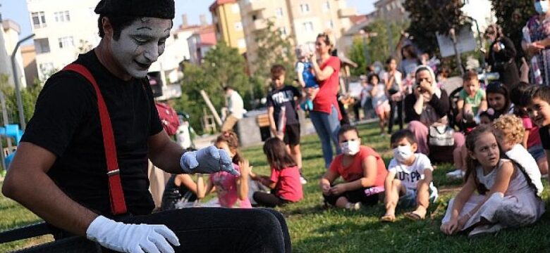 Pandeminin Etkilendiği Sanatçılara Büyük Destek