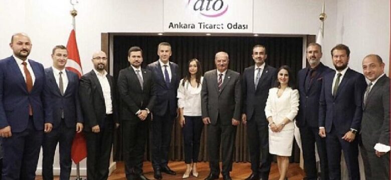Türkiye Genç İş İnsanları Derneği Ankara Şubesi Ankara Ticaret Odası Başkanı Gürsel Baran’ı makamında ziyaret etti!