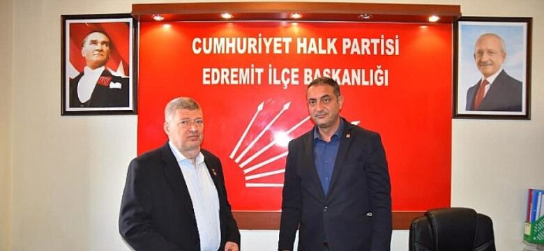 30 yıllık DSP’li Cumhuriyet Bayramı’nda CHP’ye geçti