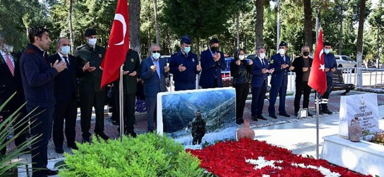 Aliağalı Şehit Oğuz Özgür Çevik İçin Anma Programı Düzenlendi