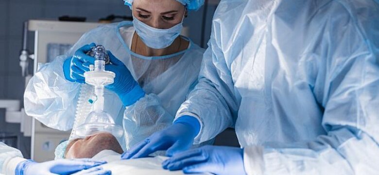 Cerrahi ve Yoğun Bakımın Gizli Kahramanları : “Anestezi Olmasaydı Cerrahi de Olmazdı”