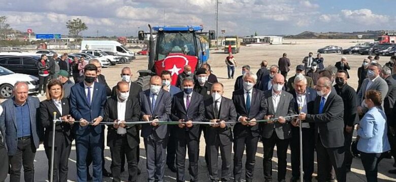 CHP Balıkesir İl Başkanı Serkan Sarı, Susurluk Şeker Fabrikası’nın kampanya açılış törenine katıldı.