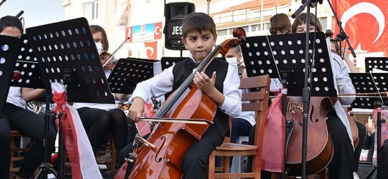 Çocuk Senfoni Orkestrası Foça’da