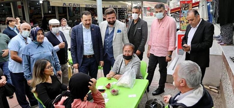 Misafirlerinizi kandırabilirsiniz ama İzmirli hemşehrilerimizi kandıramazsınız