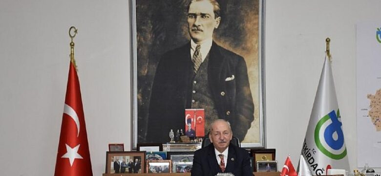 Tekirdağ Büyükşehir Belediye Başkanı Kadir Albayrak Cumhuriyet Bayramı Mesajı Yayımladı