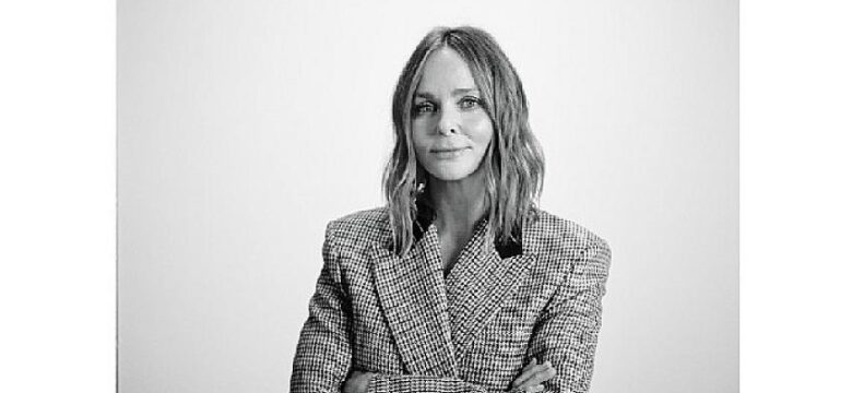 Victoria’s Secret, Meme Sağlığı ve Meme Kanseri Farkındalığı için Stella McCartney ile Güçlerini Birleştirdi!