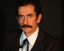 İBB Şehir Tiyatroları Ali Murat Altunmeşe’yi kaybetmenin üzüntüsünü yaşıyor