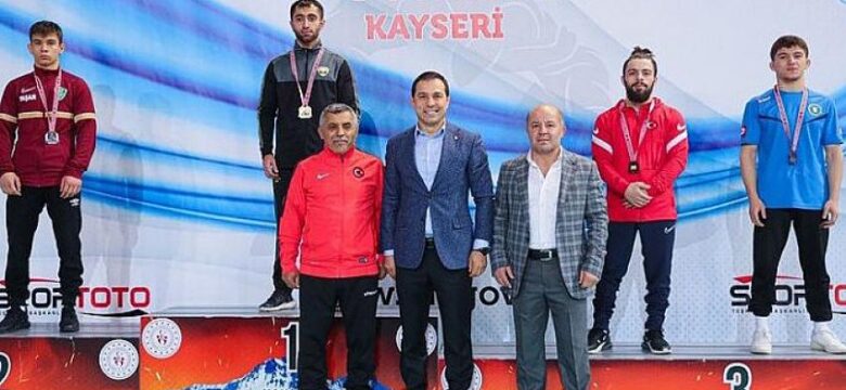 Konya Büyükşehir Belediyespor sporcularından Güreşte ve Atletizmde 3 Madalya