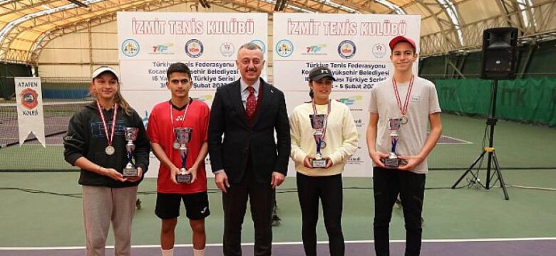 Başkan Büyükakın’dan tenis kortları müjdesi