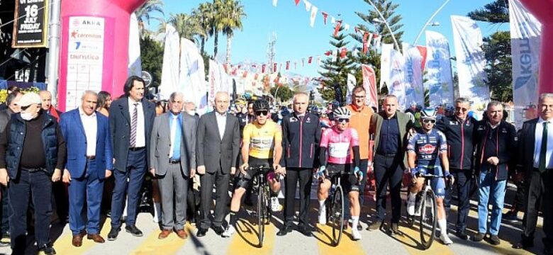 Bisikletçiler Kemer’den Start Aldı