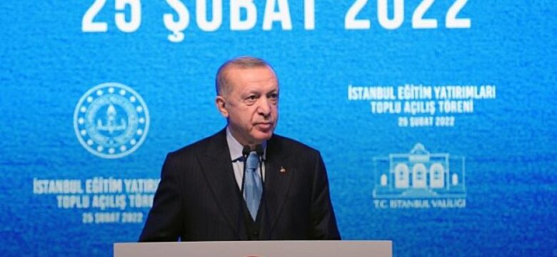 Cumhurbaşkanı Erdoğan: Yerli, millî ve insani değerler üzerine inşa edilmiş bir eğitim müfredatı, ülkemizi sahiliselamete taşıyacak yegâne yoldur