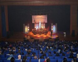Diyarbakırlılar Eyvan Grubu ve Sıra Gecesi konserinde eğlendi
