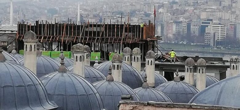 İBB, Süleymaniye’yi Perdeleyen Yapı İçin Acil Durdurma İstedi