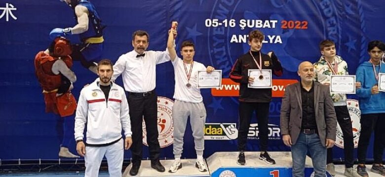 Yıldırım Mesleki ve Teknik Anadolu Lisesine bir madalyada Wushu’dan