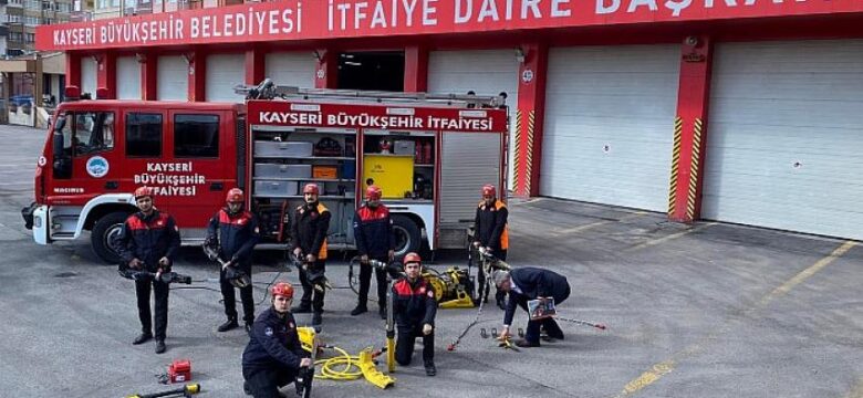 Başkan Büyükkılıç’tan İtfaiye’ye Dünya Standartlarında Yeni Ekipman Desteği