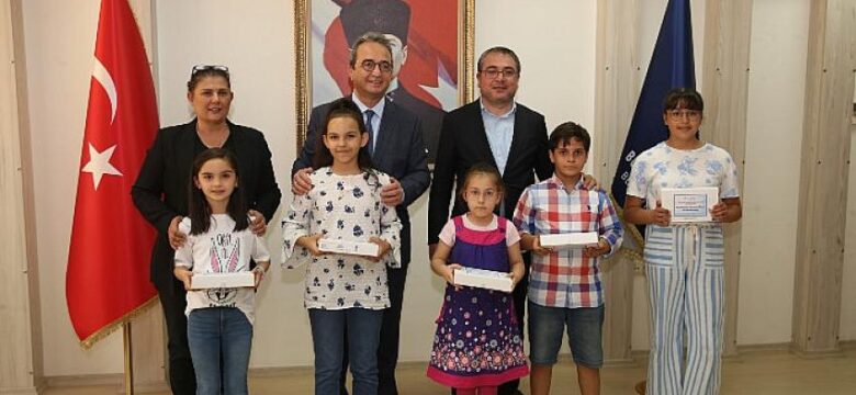 Aydın Büyükşehir Belediyesi’nin 23 Nisan Yarışmasının Ödülleri Verildi