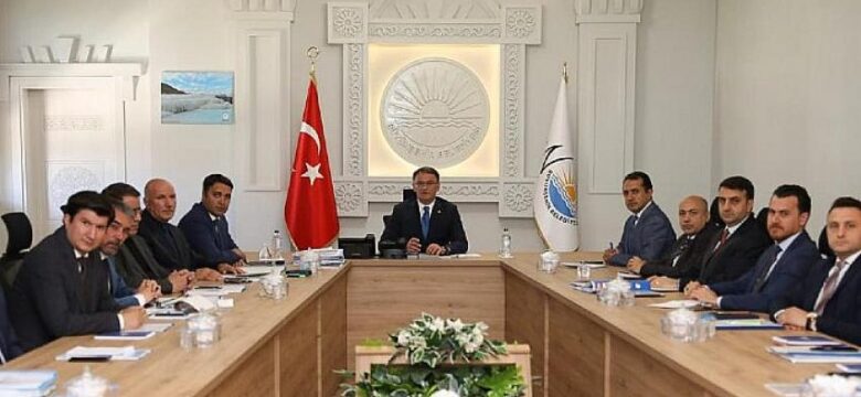 Vali Dr. Ozan Balcı Büyükşehir Belediyesi’nin Yatırımlarıyla İlgili Toplantı Yaptı