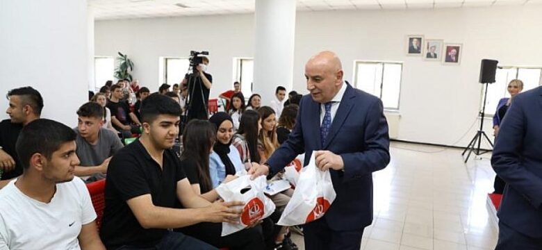 Başkan Altınok Stajyer Öğrencilerle Buluştu