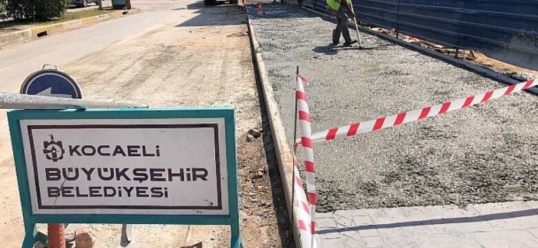 Kocaeli Büyükşehir, Atatürk Bulvarını yeniliyor