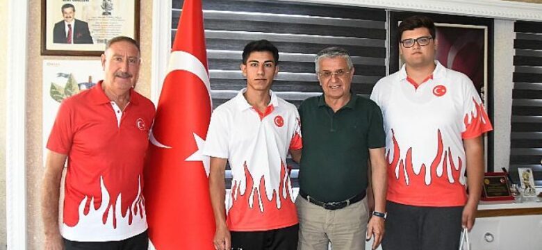 Milli sporcu Mikail Şen’den başkan Topaloğlu’na ziyaret