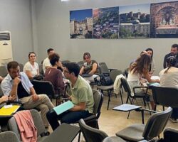 İzmir’de “English Together Projesi” Mesleki Öğrenme Toplulukları Çalışmalarına Devam Ediyor