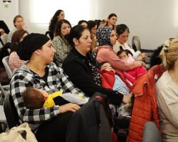 Karşıyaka'da Annelerle En Kutsal Söyleşi
