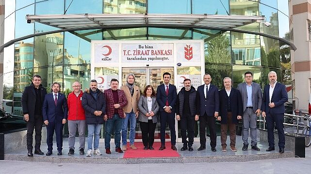 Kızılay İzmir Şubelerinden “Kan Bağışı" Seferberliği: “Egeliler Kan Vermeye"