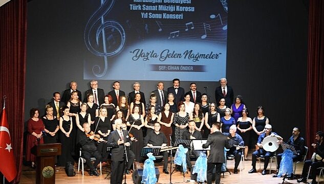 Karabağlar TSM Korosu'ndan “yaza merhaba" konseri