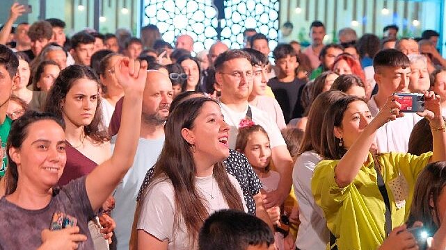 Aydın Büyükşehir Belediyesi Yaz Konserleri'ne Devam Ediyor