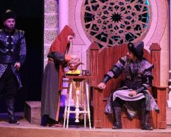 Konya Şehir Tiyatrosu, “Nizamülmülk" Oyununu 15 Temmuz'a Özel Sahneledi