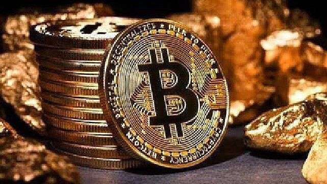 Bitcoin, 43,224 dolar seviyesinde fiyatlanıyor; Ethereum 2,436 dolara ulaştı